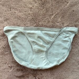 2006 Vintage Body by Victoria’s Secret String Bikini Panty S